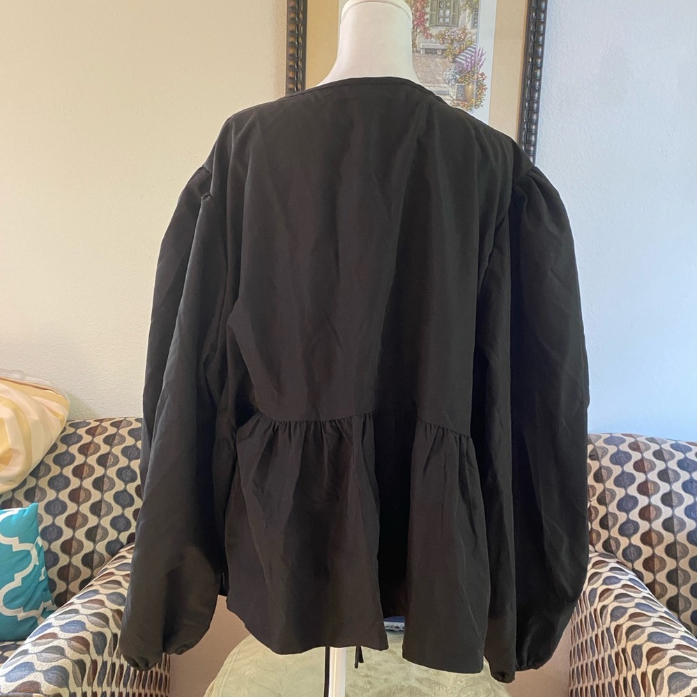 Boohoo Black Tie-Front Long Sleeve Smock Top, Plus Size 18 - Picture 4 of 9